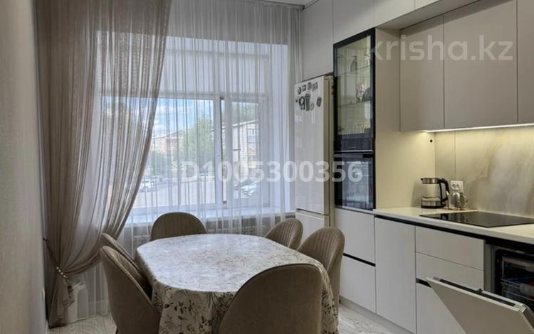 2-комнатная квартира · 72 м² · 2/10 этаж, мкр Юго-Восток, Муканова 55/2 за 40 млн ₸ в Караганде, Казыбек би р-н — фото 16