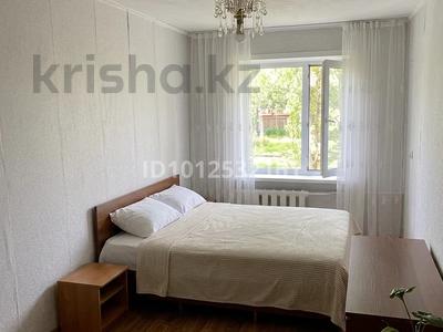 3-бөлмелі пәтер · 60 м² · 4/5 қабат, Лободы 37, бағасы: 19 млн ₸ в Караганде, Казыбек би р-н