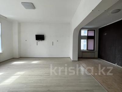 2-комнатная квартира · 90 м² · 3/9 этаж, Динмухаммед Кунаев 12/2 — Байтерек за 65 млн ₸ в Астане, Есильский р-н