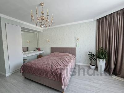 Продажа квартир в Актюбинской обл.: 4-комнатная квартира · 177.4 м² · 3/5 этаж, мкр. Алтын орда, Мустафы Шокая за 90 млн 〒 4-комнатная квартира · 177.4 м² · 3/5 этаж, мкр. Алтын орда, Мустафы Шокая за 90 млн 〒 в Актобе