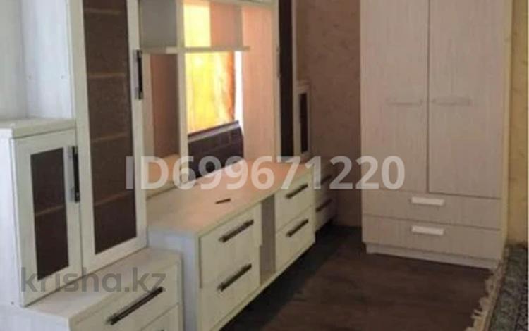 Отдельный дом · 4 комнаты · 120 м² · 6 сот., Шолохова 51 — Диваева-Маншук Маметовой за 300 000 ₸ в Шымкенте, Аль-Фарабийский р-н — фото 2