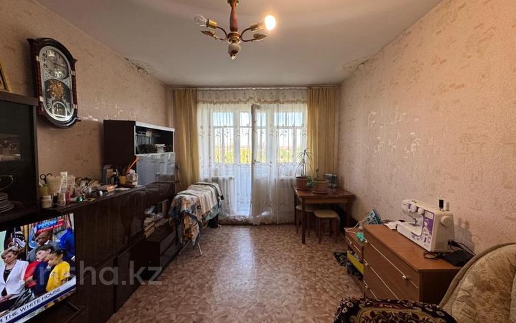 1-комнатная квартира · 30 м² · 5/5 этаж, пр. Строителей за 4.5 млн ₸ в Темиртау — фото 2