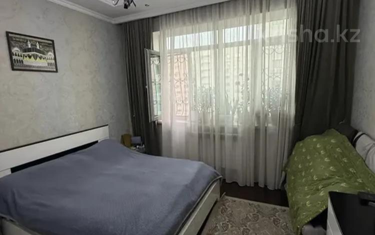 3-бөлмелі пәтер · 100 м² · 13/16 қабат, Абая, бағасы: 66 млн ₸ в Алматы, Бостандыкский р-н — фото 2