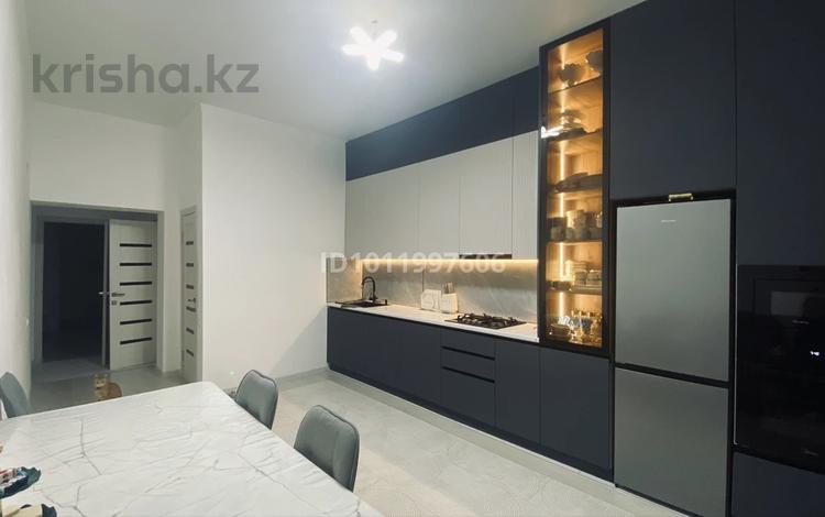 3-комнатная квартира · 92.7 м² · 5/5 этаж, Елорда 3 за 30 млн ₸ в Атырау — фото 7