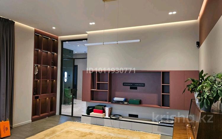 4-комнатная квартира · 176 м² · 2/3 этаж, Сейдимбек за 265 млн ₸ в Алматы, Наурызбайский р-н — фото 2