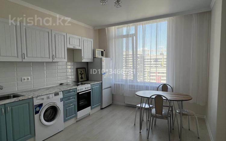 1-комнатная квартира · 42 м² · 13/19 этаж, Туран 57/3 за 31.3 млн ₸ в Астане, Есильский р-н — фото 2