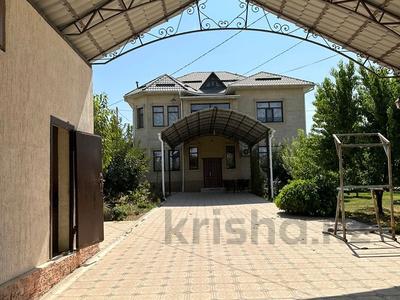 Отдельный дом · 7 комнат · 297 м² · 15 сот., Наурыз Мкр б/н — Байтурсынова за 185 млн 〒 в Шымкенте