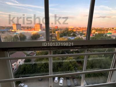 2-бөлмелі пәтер · 65 м² · 10/10 қабат, Курмангазы 198 — жд Вокзал, бағасы: 19.5 млн ₸ в Уральске