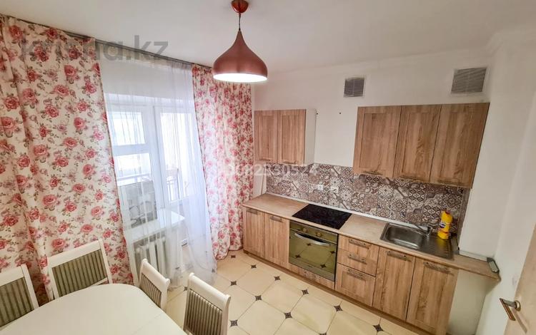 2-комнатная квартира · 60 м² · 3/7 этаж, Улы Дала 45/1 — Туркестан за 250 000 ₸ в Астане, Есильский р-н — фото 2