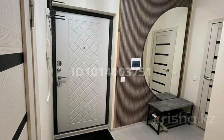 1-бөлмелі пәтер · 40 м² · 1/5 қабат, Самал-2 ш/а., Абиш кекилбайулы 60А, бағасы: 18 млн ₸ в Атырау, мкр Самал-2 — фото 10