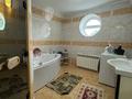 5-бөлмелі пәтер · 288 м² · 2/2 қабат, даумова, бағасы: 71 млн ₸ в Уральске — фото 18