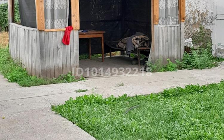 Жеке үй · 4 бөлме · 100 м² · 6 жүзд., Цветочная 20 — Магазин Рахат, бағасы: 5 млн ₸ в Первомайское — фото 3