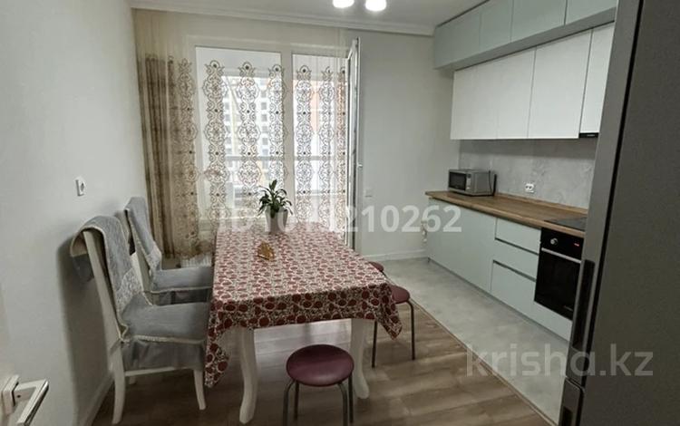 3-комнатная квартира · 84 м² · 4/7 этаж, Керей-Жанибек хандар 50/3 — Samal Park қасында за 500 000 ₸ в Астане, Есильский р-н — фото 2