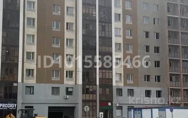 3-комнатная квартира · 70 м² · 10/10 этаж, А-92 д.5/2 за 22.8 млн ₸ в Астане — фото 2