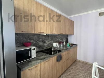 2-комнатная квартира · 58 м² · 6/12 этаж, Кошкарбаева — В ИПОТЕКУ ПРОХОДИТ за 34 млн ₸ в 