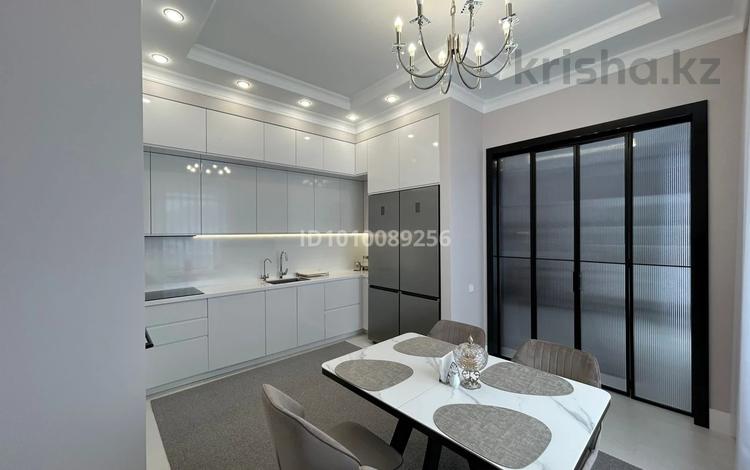 4-бөлмелі пәтер · 140 м² · 4/7 қабат, Керей-Жанибек хандар 44/4, бағасы: 150 млн ₸ в Астане, Есильский р-н — фото 23