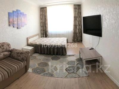 Аренда квартир по часам в Астане: 1-комнатная квартира · 40 м² · 9/18 этаж, мкр Комсомольский, Сауран 10/1 — Алматы за 2 000 〒 1-комнатная квартира · 40 м² · 9/18 этаж, мкр Комсомольский, Сауран 10/1 — Алматы за 2 000 〒 в Астане, Есильский р-н