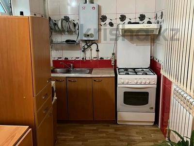 4-комнатная квартира · 70 м² · 2/4 этаж, Сасбукаева — Иляева за 200 000 ₸ в Шымкенте