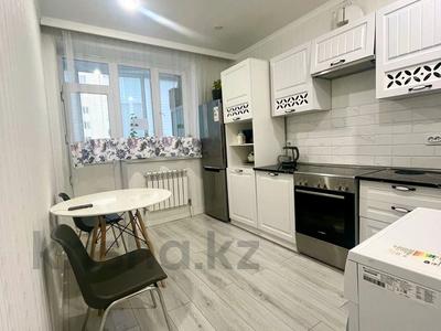 2-комнатная квартира · 60 м² · 4/9 этаж, Ахмет Байтурсынулы 39, 39/1, 39/2, 39/3 за 31 млн 〒 в Астане, Сарайшык р-н