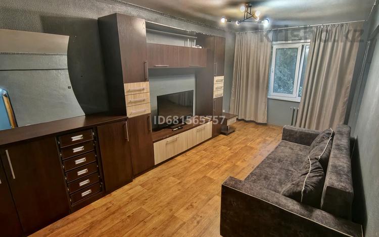 1-комнатная квартира · 33 м² · 4/5 этаж, Назарбаева 99 за 120 000 ₸ в Усть-Каменогорске — фото 10