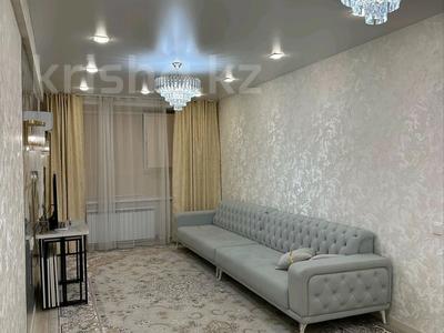 Продажа квартир в Восточно-Казахстанской обл.: 3-комнатная квартира · 110 м² · 2/7 этаж, Илияса Есенберлина — Утепова за 54.5 млн 〒 3-комнатная квартира · 110 м² · 2/7 этаж, Илияса Есенберлина — Утепова за 54.5 млн 〒 в Усть-Каменогорске