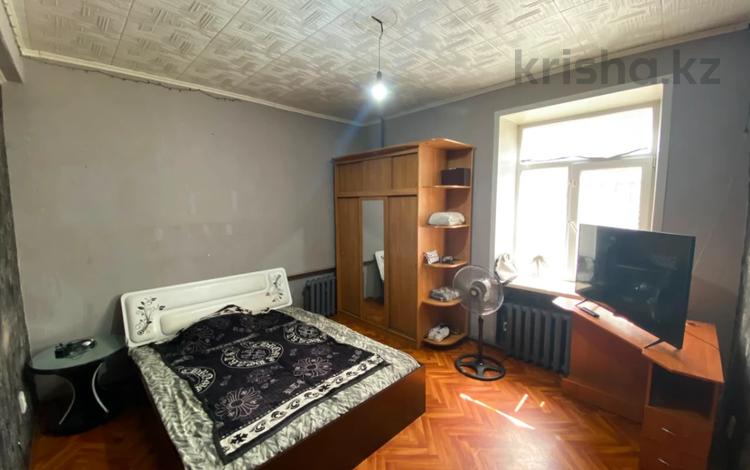 3-бөлмелі пәтер · 64.7 м² · 2/5 қабат, Назарбаева 64, бағасы: 18 млн ₸ в Усть-Каменогорске — фото 2