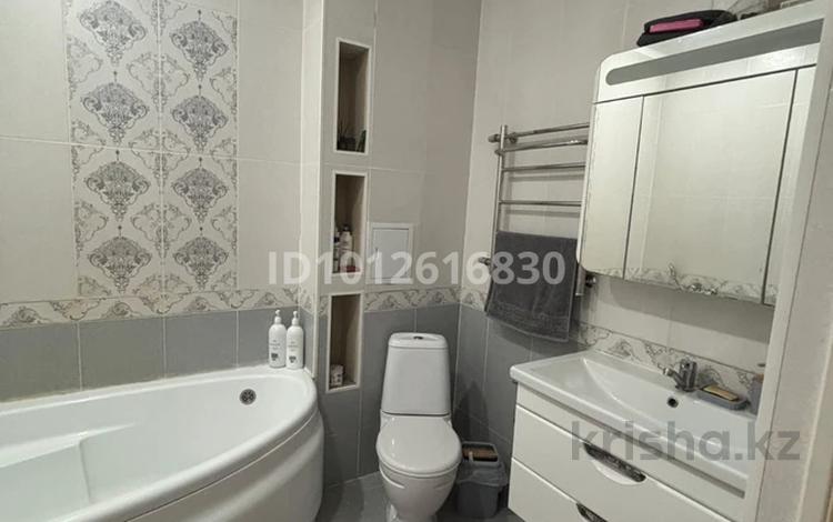 2-комнатная квартира · 81 м² · 1/7 этаж, 31А мкр 13 за 22 млн ₸ в Актау — фото 2