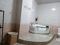 3-бөлмелі пәтер · 166 м² · 7/9 қабат, 14-й мкр 58, бағасы: 65 млн ₸ в Актау — фото 24