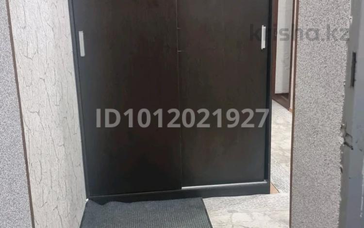 2-бөлмелі пәтер · 50 м² · 1/2 қабат, Пушкина 21, бағасы: 200 000 〒 в Жезказгане — фото 2