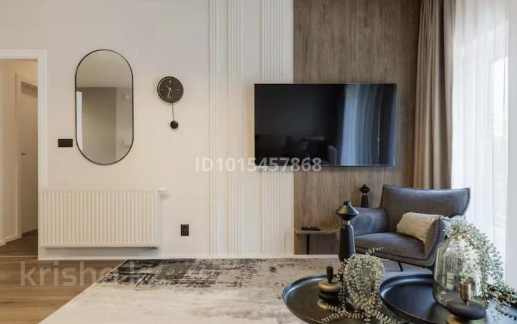 2-бөлмелі пәтер · 85 м² · 13/16 қабат, Туран 39, бағасы: 63 000 ₸ в Астане, Нура р-н — фото 2