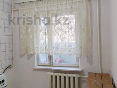 1-комнатная квартира, 33 м², 1/4 этаж, мкр №12 за 20 млн 〒 в Алматы, Ауэзовский р-н