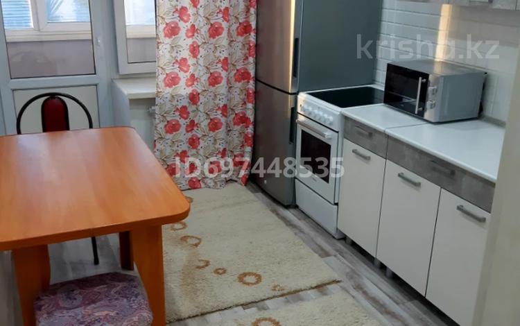 1-бөлмелі пәтер · 38 м² · 9/10 қабат, улица Шакарима — Магазин Нива, Мед.Академия, бағасы: 180 000 〒 в Семее — фото 20