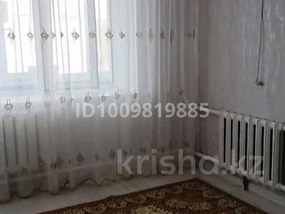 2-бөлмелі пәтер · 48.6 м² · 2/2 қабат, Кенена Азербаева 4 — Квартира находится на против 53 школы,напротив спорт школы,рядом мечет, бағасы: 10 млн ₸ в Актобе, жилой массив Жилянка