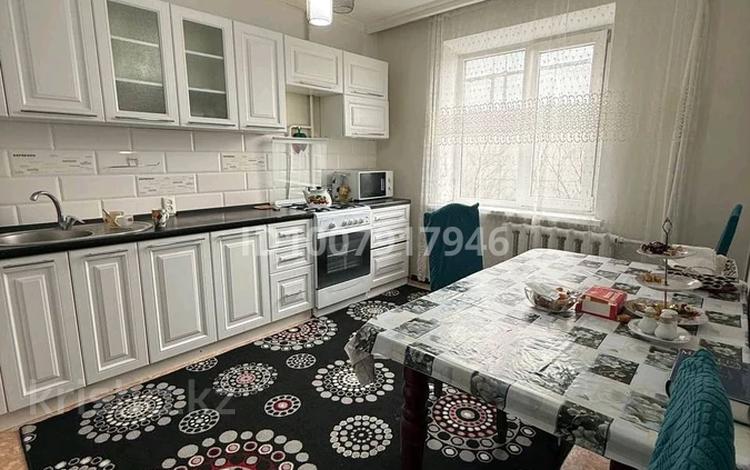 3-бөлмелі пәтер · 70 м² · 5/9 қабат, мкр 11 31 — Дина супермаркет, бағасы: 21.5 млн ₸ в Актобе — фото 2