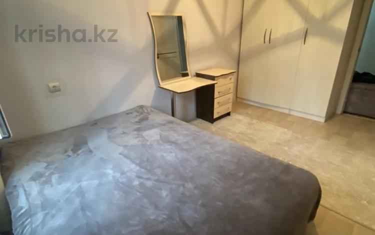 2-комнатная квартира · 45 м², мкр Айнабулак-1 11 за 15 000 ₸ в Алматы, Жетысуский р-н — фото 2