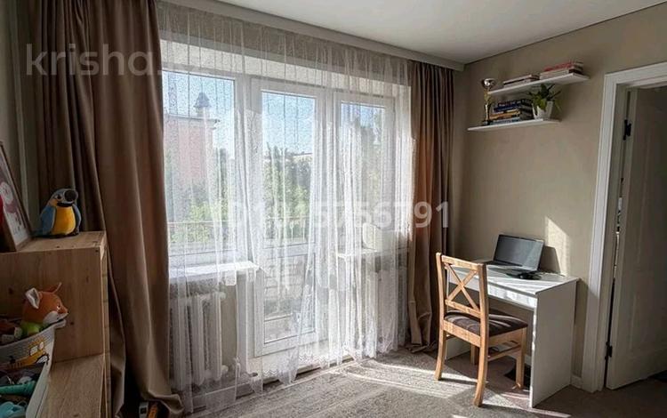 2-комнатная квартира · 45 м² · 5/5 этаж, мкр Новый Город, Абдирова 46/3 за 190 000 ₸ в Караганде, Казыбек би р-н — фото 2