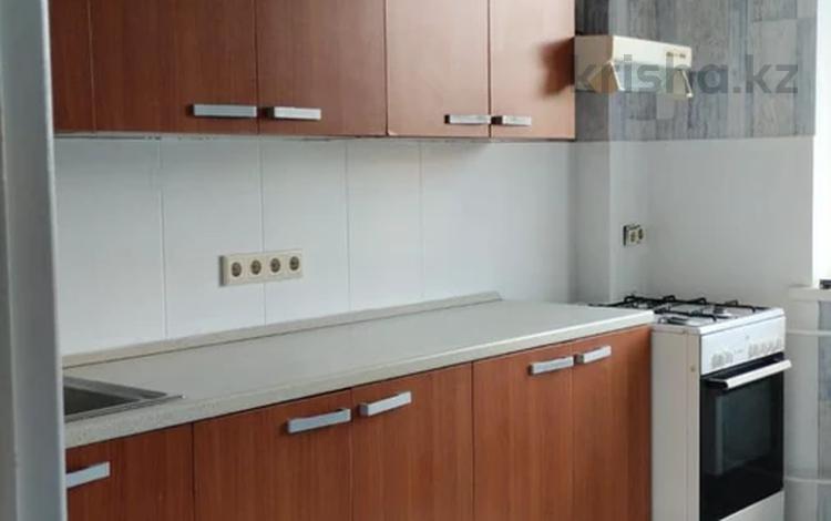 1-комнатная квартира · 45 м² · 7/9 этаж, мкр Аксай-1 23 за 230 000 ₸ в Алматы, Ауэзовский р-н — фото 8