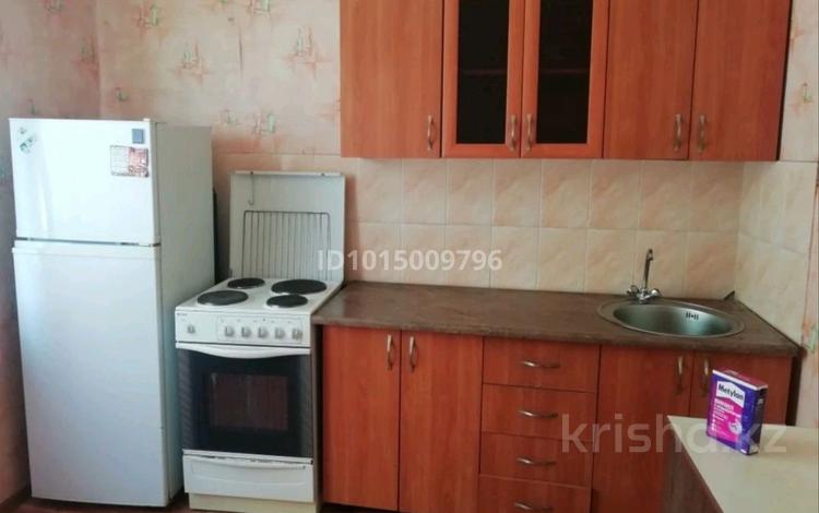 3-бөлмелі пәтер · 72 м² · 4/5 қабат, Жастар — Возле школы 47, бағасы: 180 000 ₸ в Усть-Каменогорске — фото 2