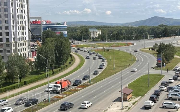 2-комнатная квартира · 52.7 м² · 7/14 этаж, проспект Победы 5 за 26.6 млн ₸ в Усть-Каменогорске — фото 40