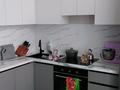 3-бөлмелі пәтер · 76.8 м² · 4/5 қабат, Назарбаева 46 — Район 45аптеки, бағасы: 28 млн ₸ в Усть-Каменогорске, Ульбинский — фото 15
