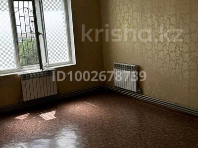 3-бөлмелі пәтер · 66 м² · 5/5 қабат, Курманбекова 32 — Район военторга, бағасы: 20 млн ₸ в Шымкенте