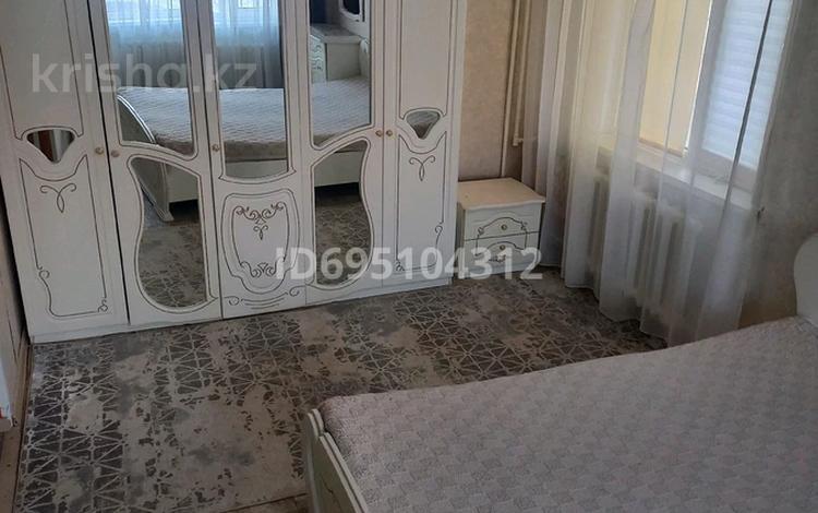 1-комнатная квартира · 32 м² · 1/5 этаж, Жунисова 184 — Памятник Маншук Маметова за 10 000 ₸ в Уральске — фото 13