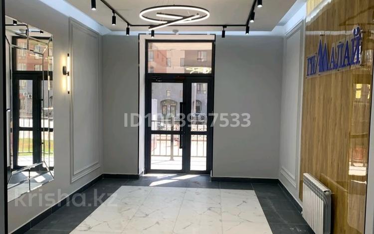 1-комнатная квартира · 38 м² · 8/12 этаж, Нажмиденова 15 за 220 000 ₸ в Астане, Алматы р-н — фото 2