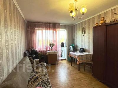 2-комнатная квартира · 48 м² · 4/5 этаж, Майкудук, 18й микрорайон 6 — Д/с Карлыгаш за 12 млн 〒 в Караганде, Алихана Бокейханова р-н