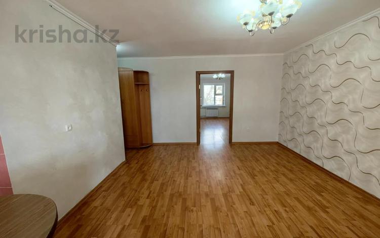 2-комнатная квартира, 51.7 м², 4/5 этаж, Бауыржан момышулы за 18.5 млн 〒 в Шымкенте, Аль-Фарабийский р-н — фото 2