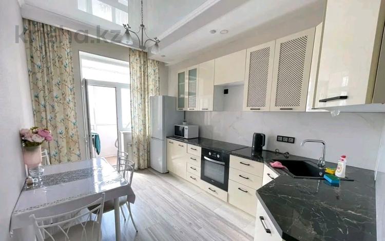 2-комнатная квартира · 69 м² · 5/14 этаж, 17-й мкр, 17 мкрн 7 за 250 000 ₸ в Актау — фото 2