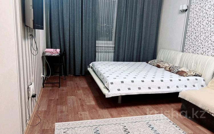 1-комнатная квартира · 40 м² · 9/9 этаж, Толе би 188 — Жарокова за 15 000 ₸ в Алматы, Алмалинский р-н — фото 11