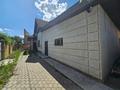 Отдельный дом · 2 комнаты · 145.3 м² · 6 сот., мкр Новый Город, улица Кирпичная 46 — Алтын Арба, торговый дом Таир, 16 магазин за 61 млн 〒 в Караганде, Казыбек би р-н — фото 6