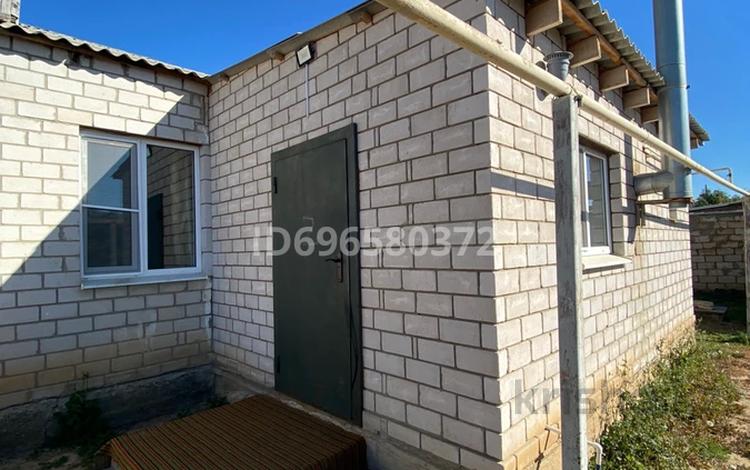 Часть дома · 4 комнаты · 120 м² · 120 сот., мкр 41-й разъезд, Кобыланды батыр 11а — Кобыланды батыр 11а за 20 млн 〒 в Актобе — фото 10