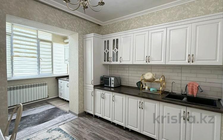 2-бөлмелі пәтер · 70 м² · 1 қабат, 32Б мкр 11, бағасы: 25 млн ₸ в Актау — фото 2